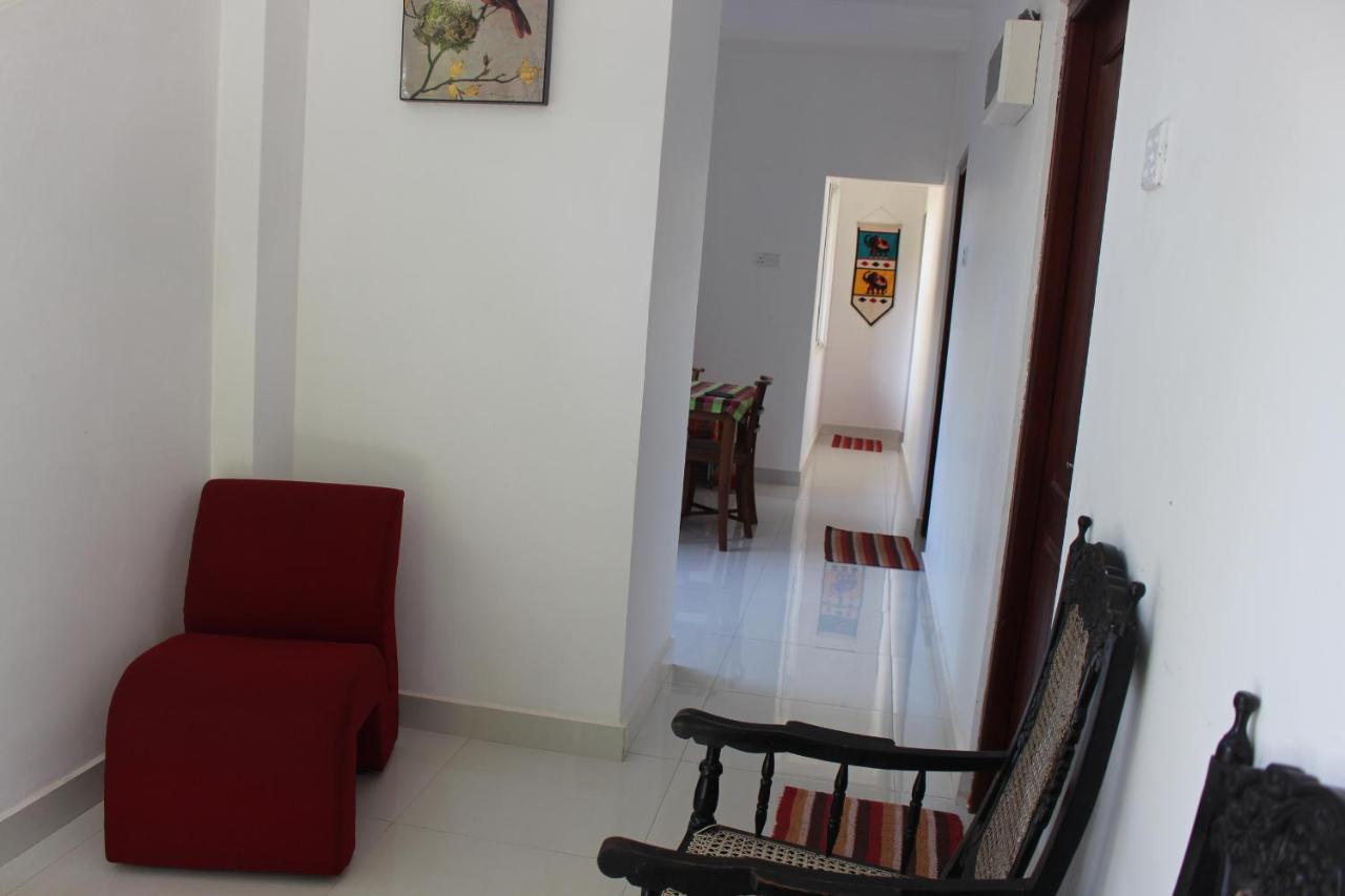 Alex Home Stay Канди Экстерьер фото